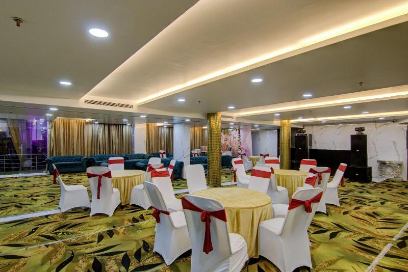 Treebo Trend Torque Greater Noida image