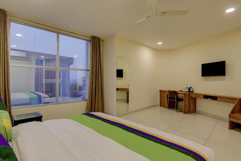 Treebo Trend Torque Greater Noida image