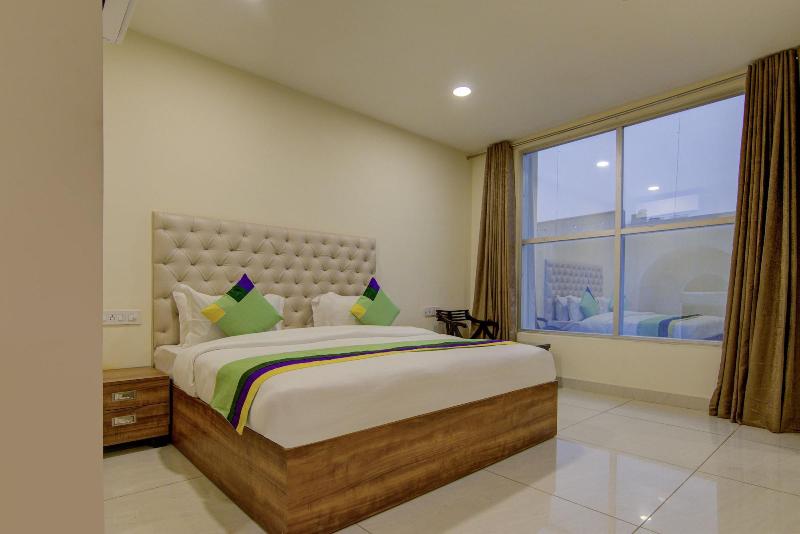 Treebo Trend Torque Greater Noida image