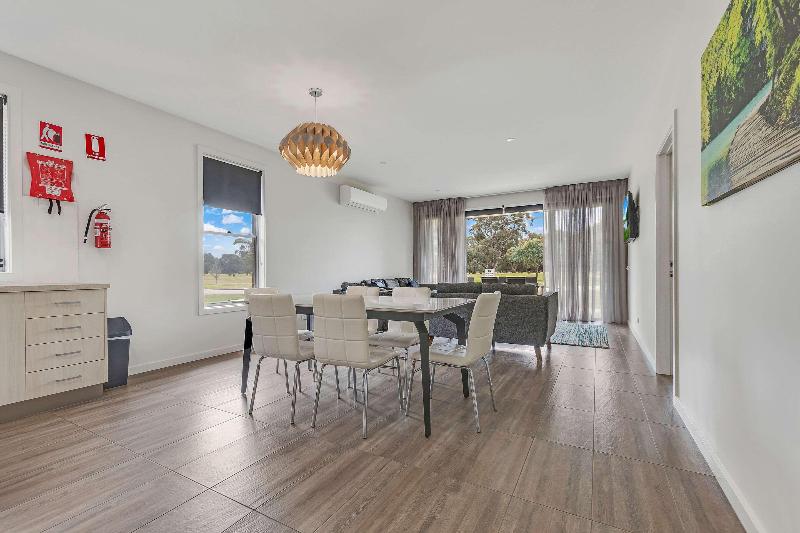 Comfort Suites Clubarham Golf Resort image