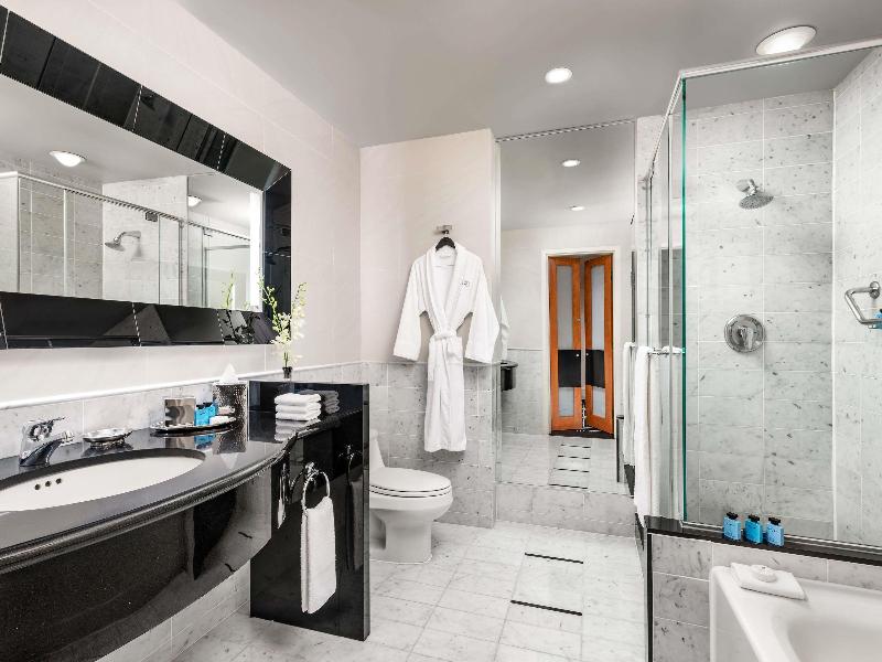 Sofitel Montreal Golden Mile image