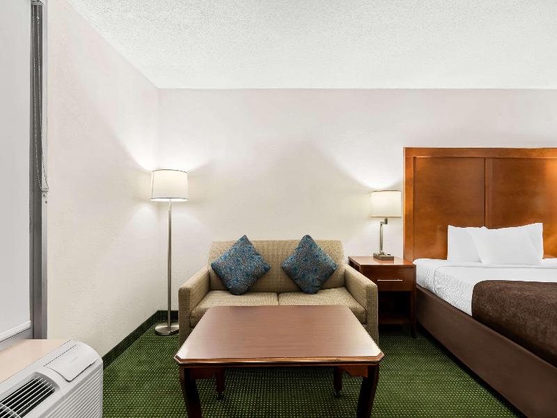 Rodeway Inn Dalton image