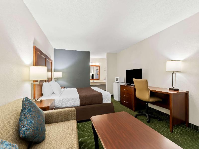Rodeway Inn Dalton image