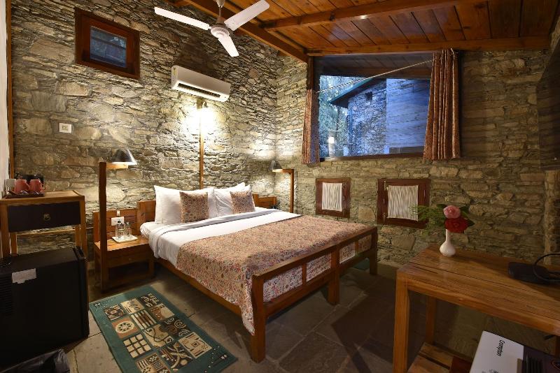 Tiaraa Monolith Lake Resort, Bhimtal image