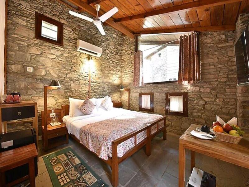 Tiaraa Monolith Lake Resort, Bhimtal image