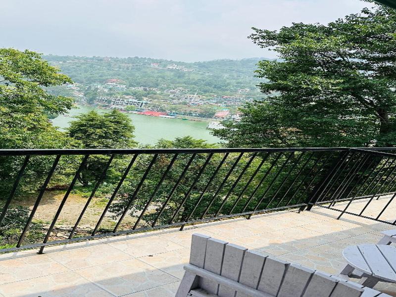 Tiaraa Monolith Lake Resort, Bhimtal image