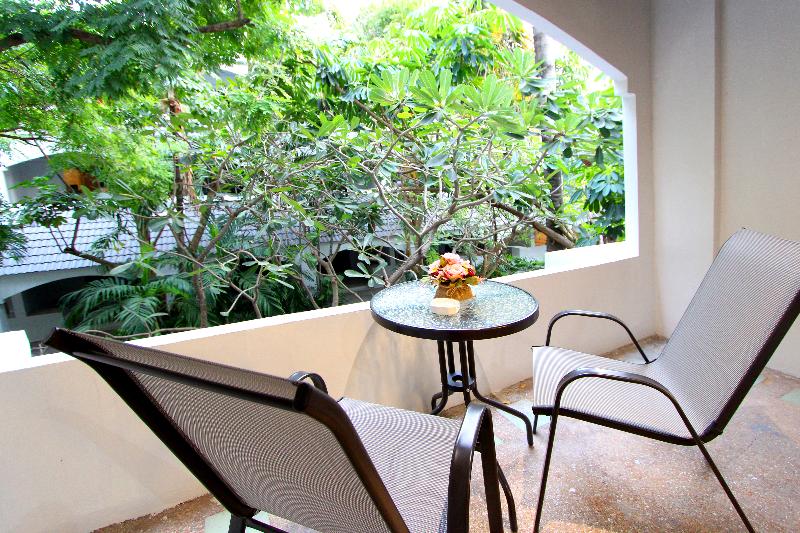 Pooh Beach Resort & Spa image