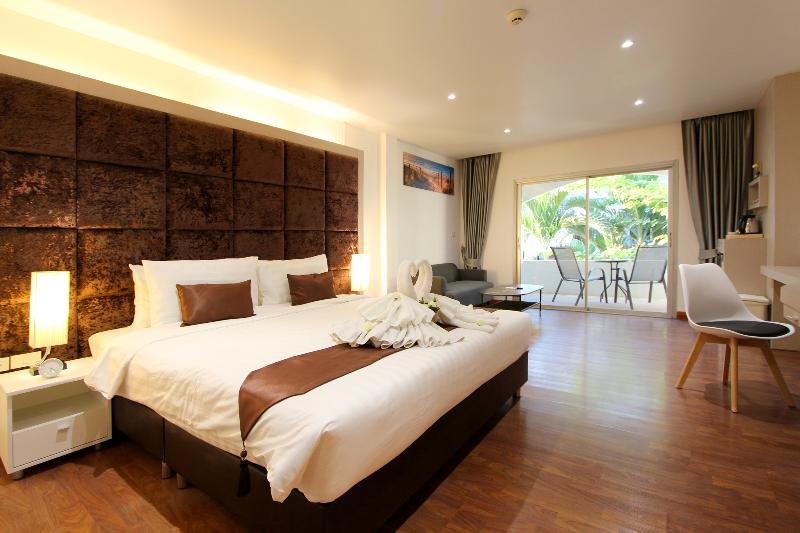 Pooh Beach Resort & Spa image