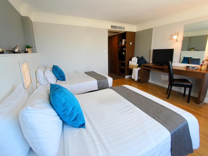Coco Beach Hotel Jomtien Pattaya image