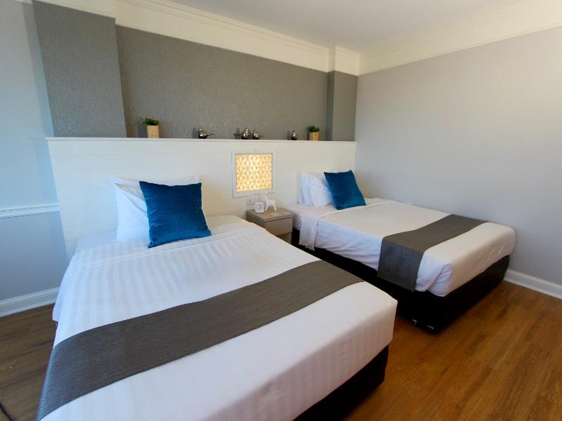 Coco Beach Hotel Jomtien Pattaya image