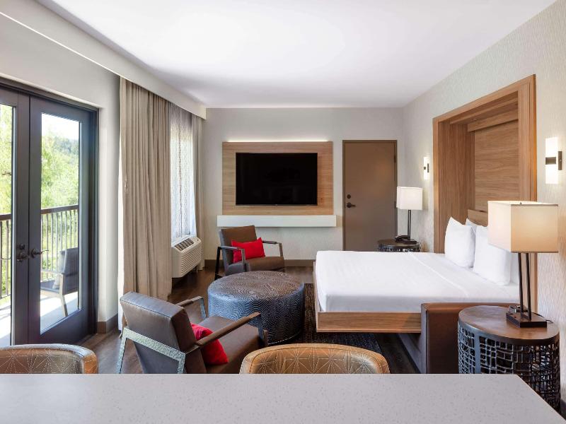 Wyndham Garden Redwood Valley image