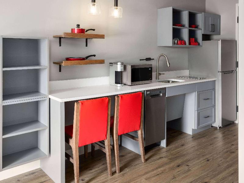 Hawthorn Extended Stay by Wyndham Williston/Burlin image