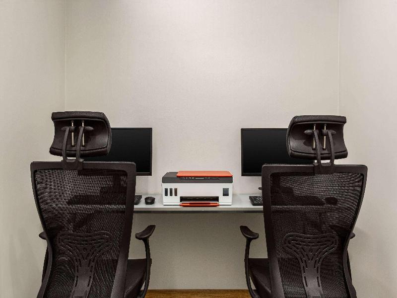 Ramada Encore By Wyndham Istanbul Sisli image