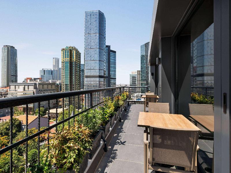 Ramada Encore By Wyndham Istanbul Sisli image