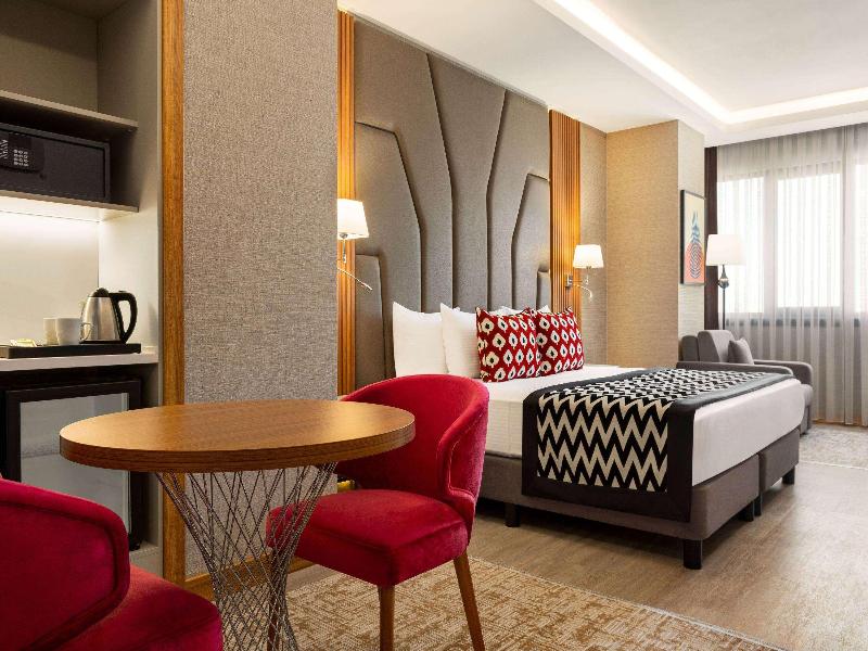 Ramada Encore By Wyndham Istanbul Sisli image