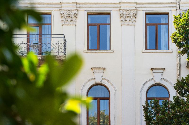 Alma Boutique Hotel image