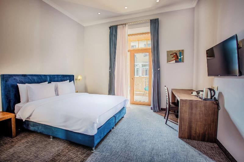 Alma Boutique Hotel image