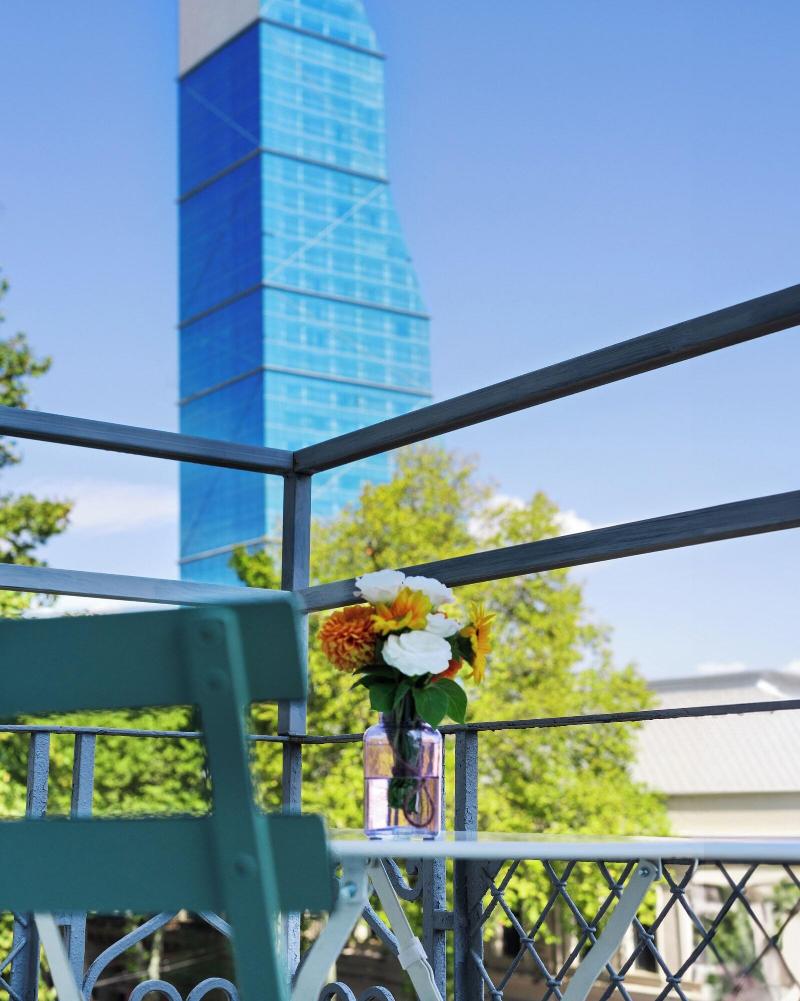 Alma Boutique Hotel image