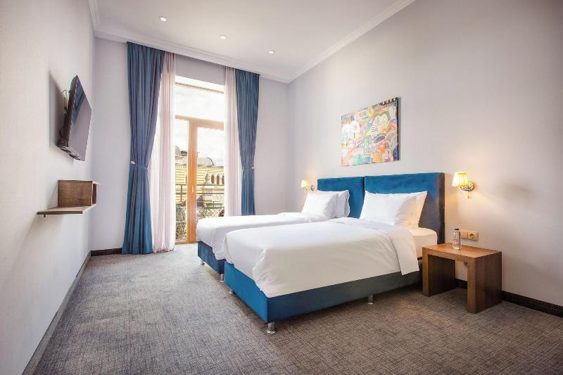 Alma Boutique Hotel image
