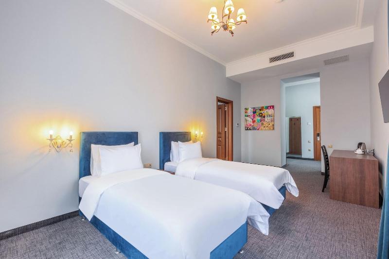 Alma Boutique Hotel image