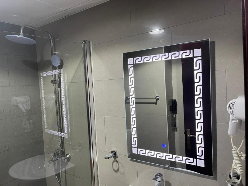 Raha Grand Hotel image