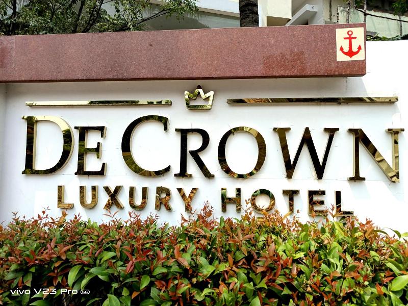 De Crown Luxury Hotel, Kakinada