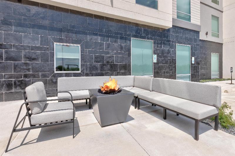 Home2 Suites By Hilton Paris image