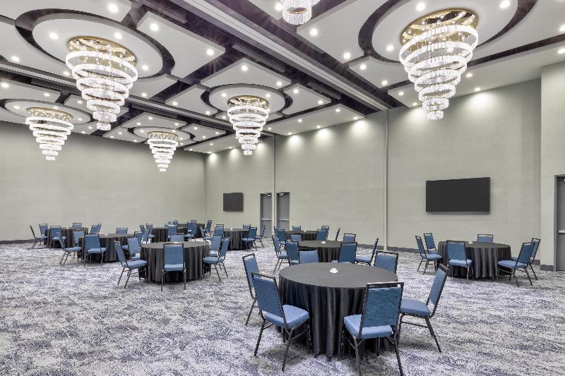 Home2 Suites By Hilton Paris image