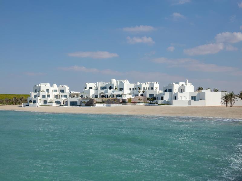 Anantara Retreat Santorini Abu Dhabi – Adults Only image