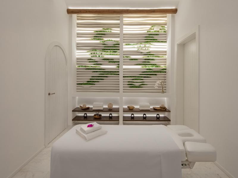 Anantara Retreat Santorini Abu Dhabi – Adults Only image