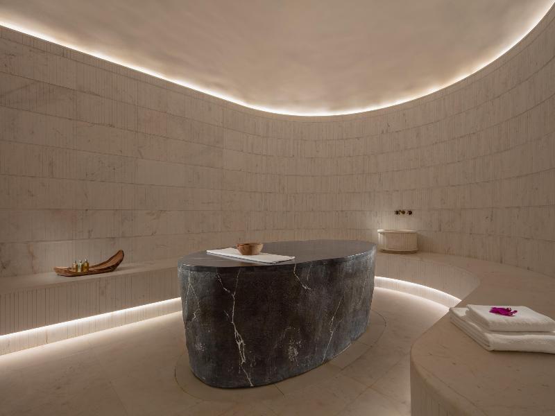Anantara Retreat Santorini Abu Dhabi – Adults Only image