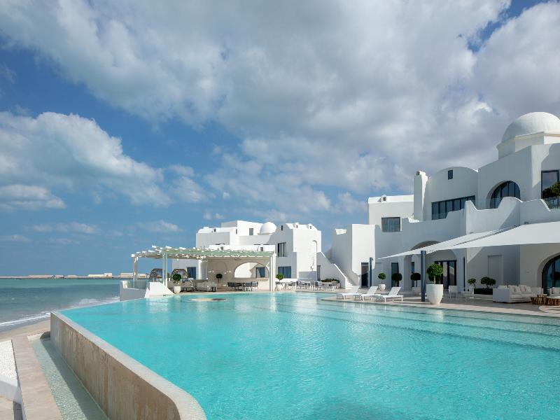 Anantara Retreat Santorini Abu Dhabi – Adults Only image