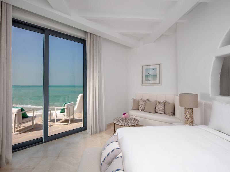 Anantara Retreat Santorini Abu Dhabi – Adults Only image