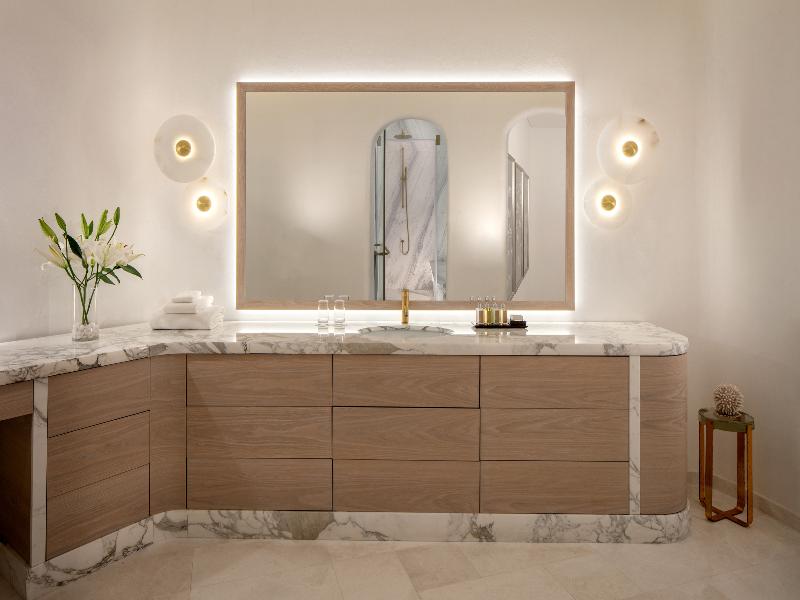 Anantara Retreat Santorini Abu Dhabi – Adults Only image