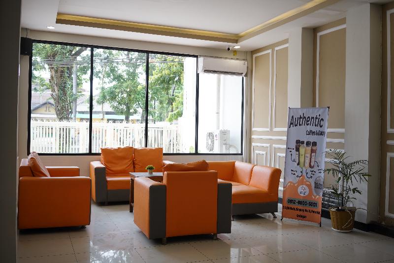 Lucky Hotel Purwodadi image 10