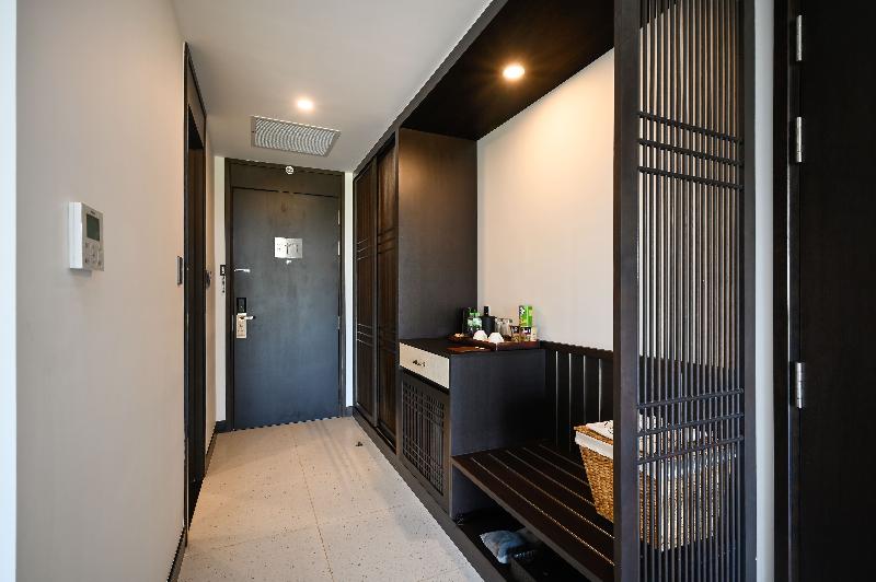 Emerald Ho Tram Resort image
