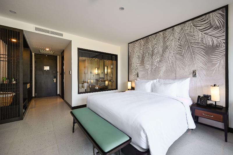 Emerald Ho Tram Resort image