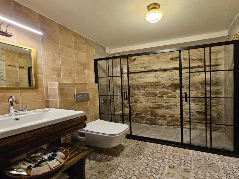 Origin Suites Urla image