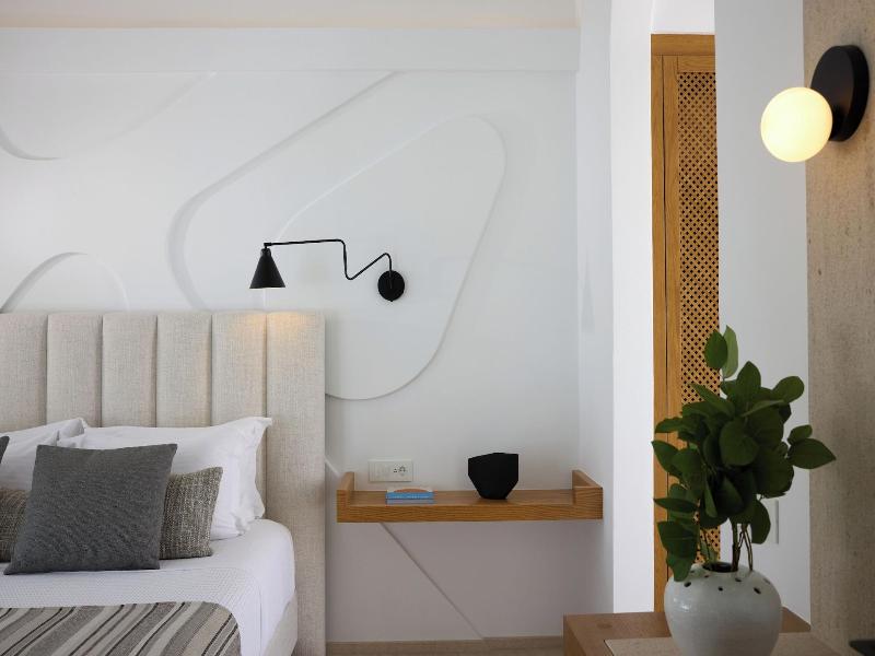Omna Caldera Suites image