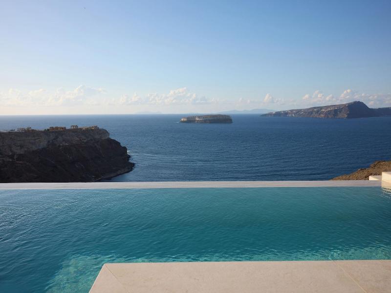 Omna Caldera Suites image
