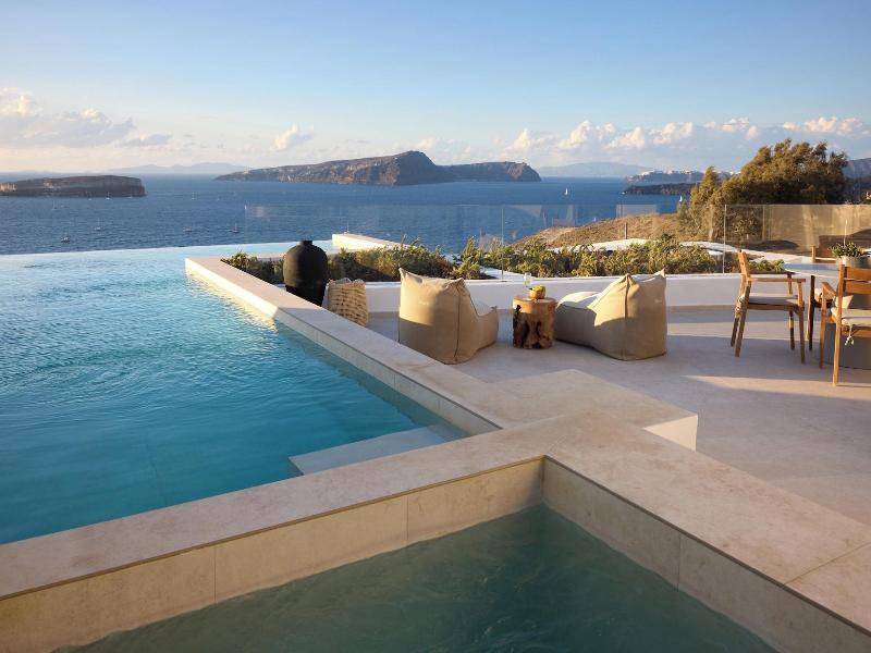 Omna Caldera Suites image