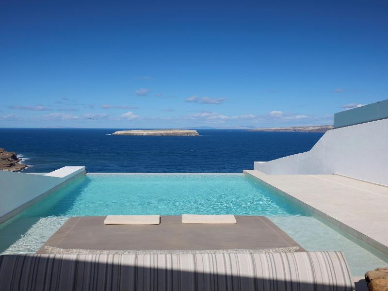 Omna Caldera Suites image
