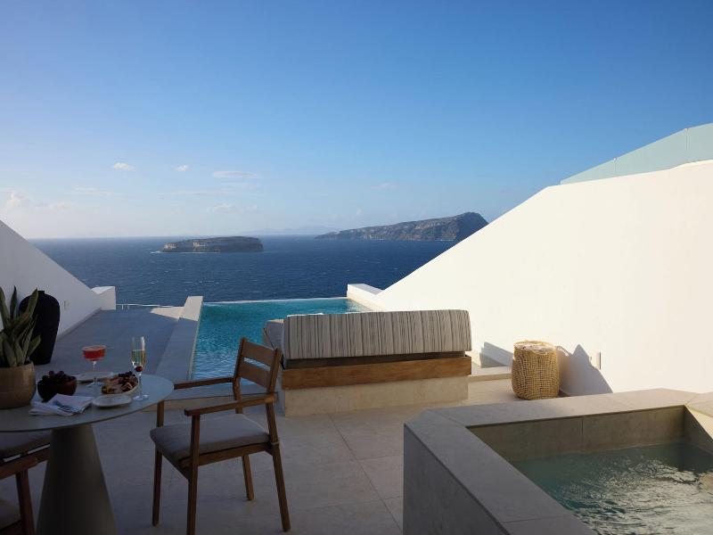Omna Caldera Suites image