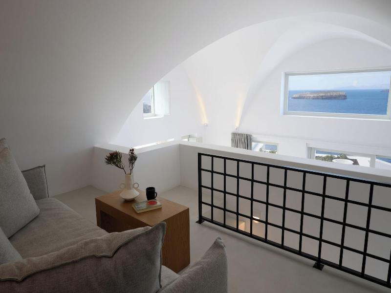 Omna Caldera Suites image