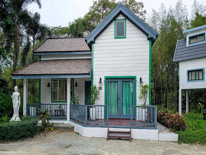 Dara Express Inn By Angkor Green Gardens image