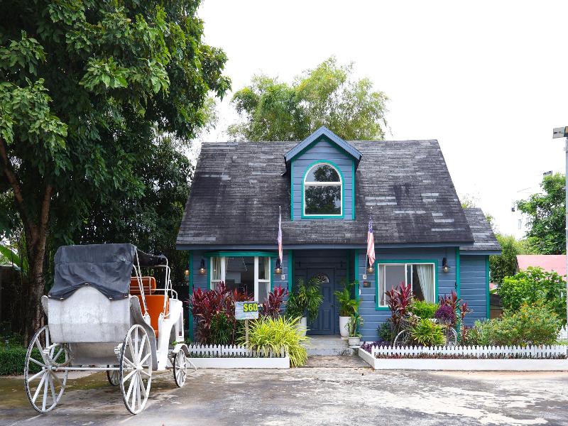 Dara Express Inn By Angkor Green Gardens image