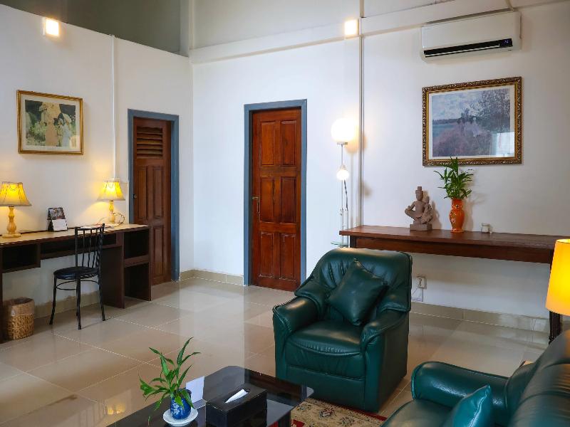 Dara Express Inn By Angkor Green Gardens image