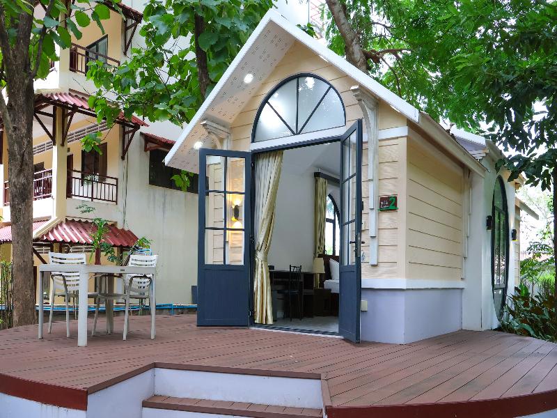 Dara Express Inn By Angkor Green Gardens image
