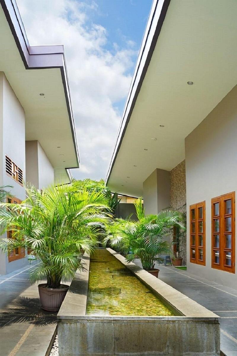 Ioove Tanjung Seminyak Suites image