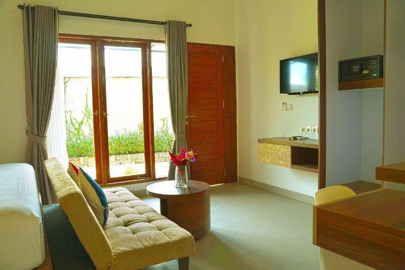 Ioove Tanjung Seminyak Suites image